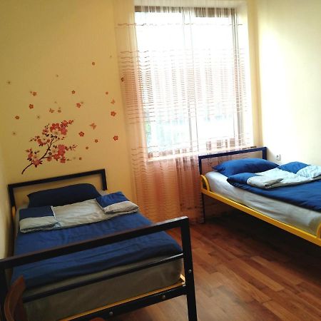 Shat Lav Hostel Erevan Exterior foto