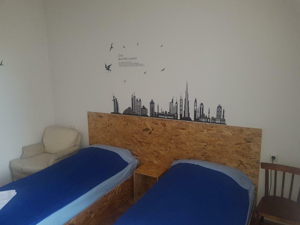 Shat Lav Hostel Erevan Exterior foto