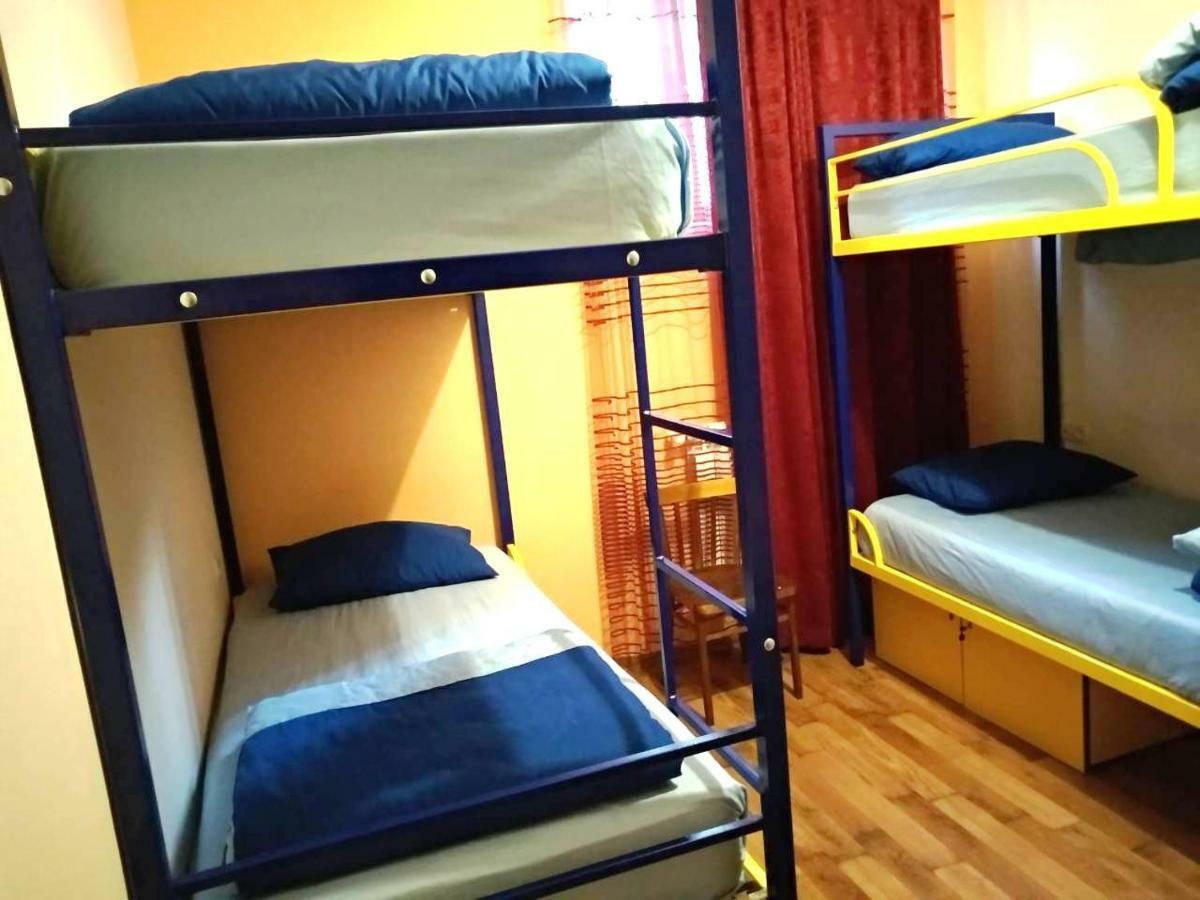 Shat Lav Hostel Erevan Exterior foto
